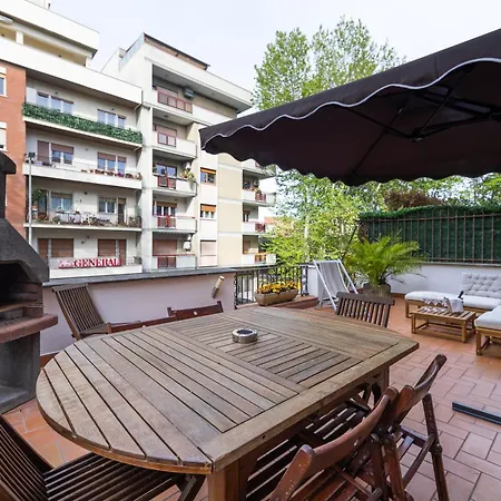 Quadrilocale Con Terrazza Vicino Al Mare * Lido di Ostia
