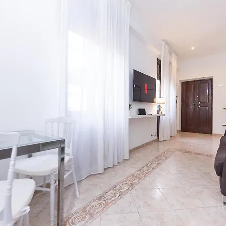 Apartment Quadrilocale Con Terrazza Vicino Al Mare